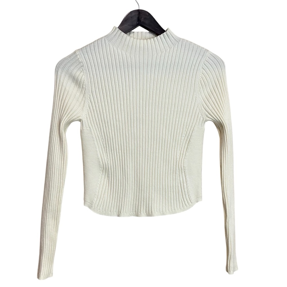Sadie & Sage Ivory Fitted Cropped Mock Neck Sweater